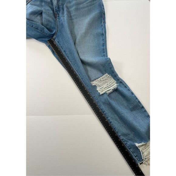 Good American Good Curve High Rise Skinny Crop Distressed Destroyed Jean Size 16 - Picture 7 of 9